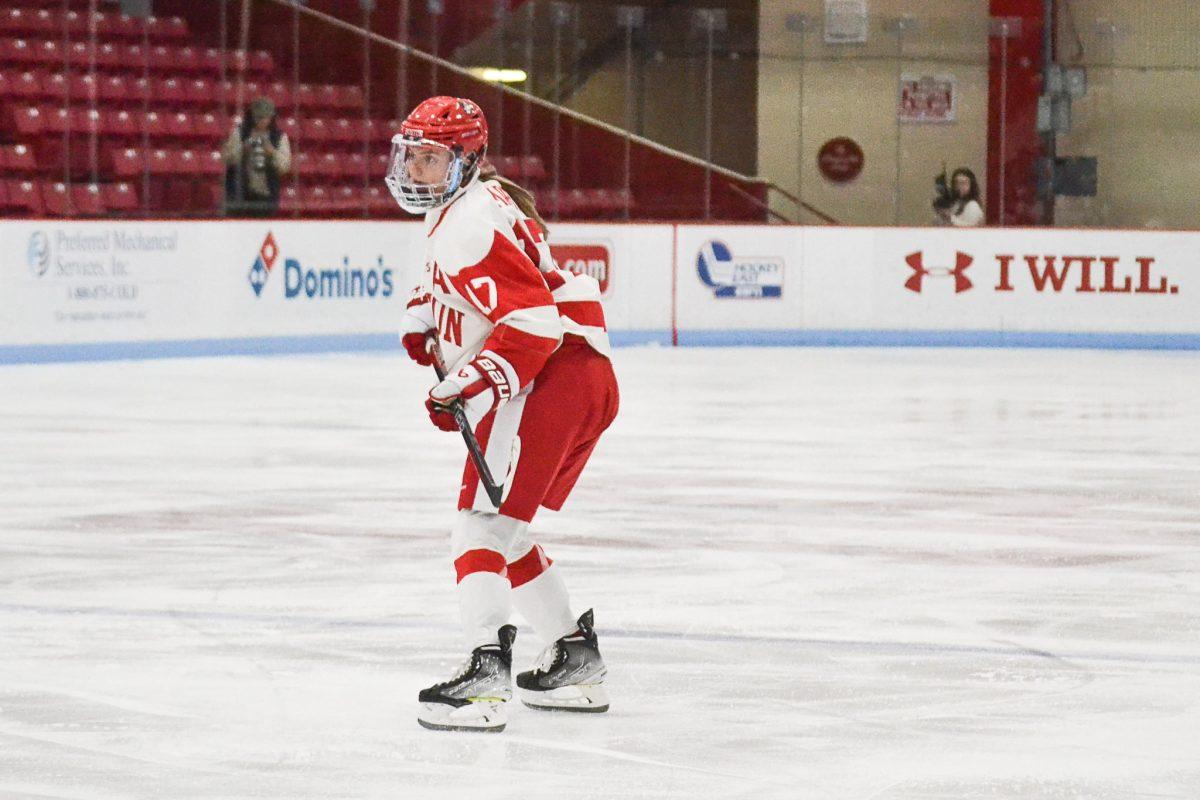 Women’s hockey heads to Vegas for Thanksgiving showcase