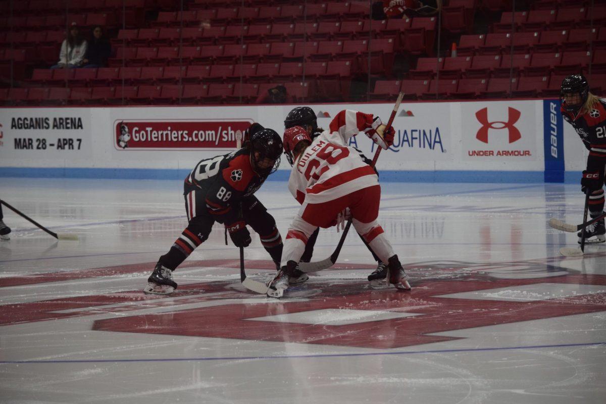 Catherine Foulem takes a faceoff. Photo by Gracie Davenport.