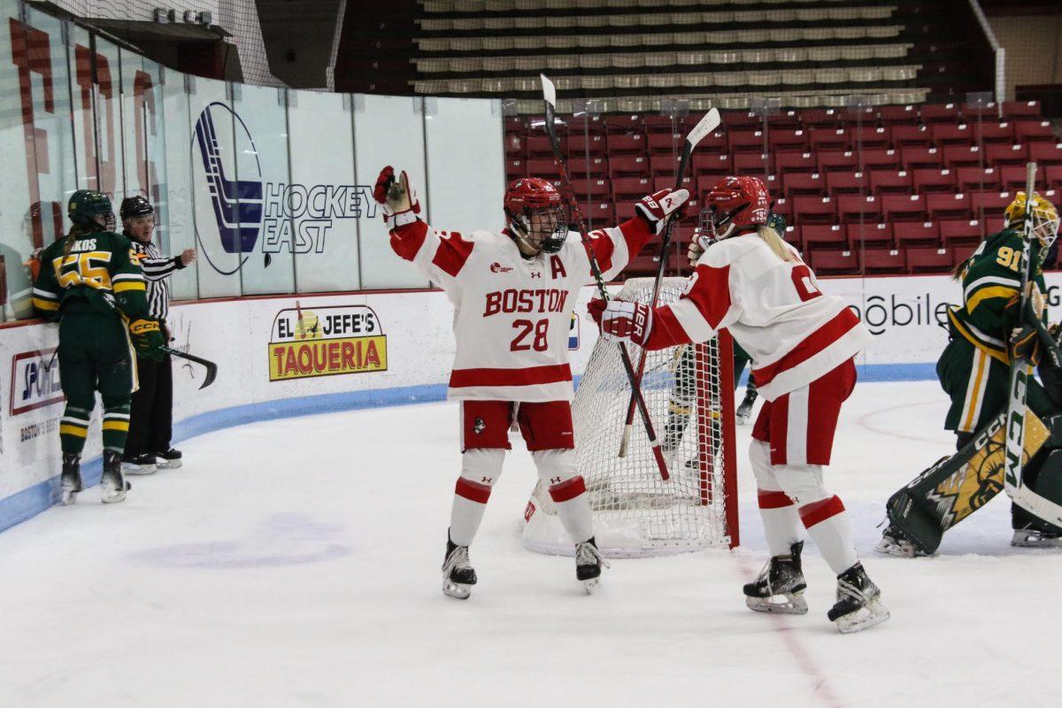 WIH ties season-high six goals in 6-1 win over University of Vermont