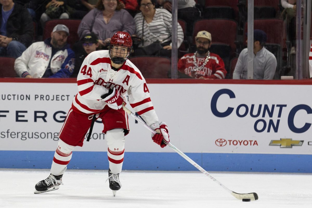 BU men's hockey fails its first real test, losing 4-2 to No. 3 Michigan State