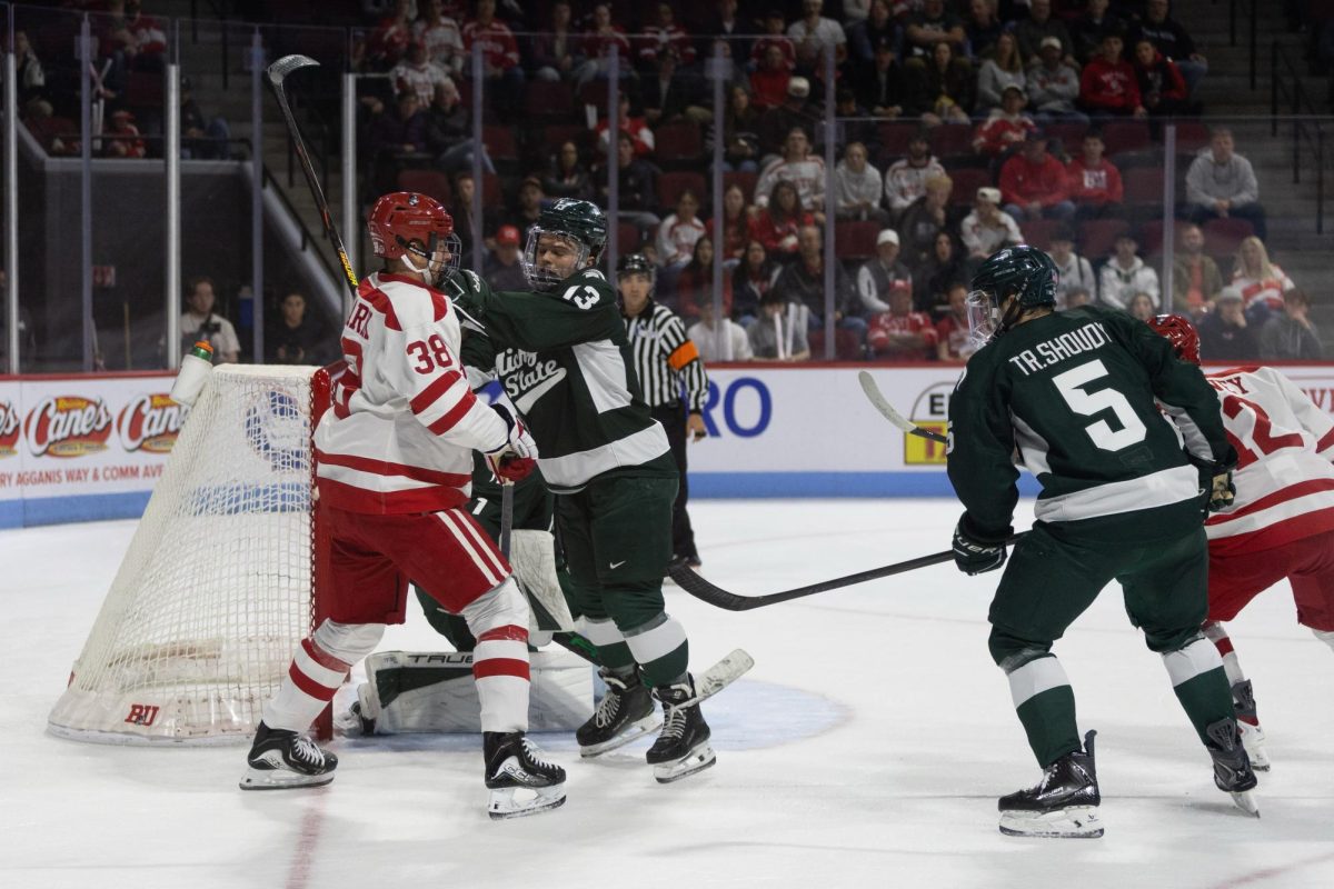 BU men's hockey falls to Michigan State 4-3 in overtime