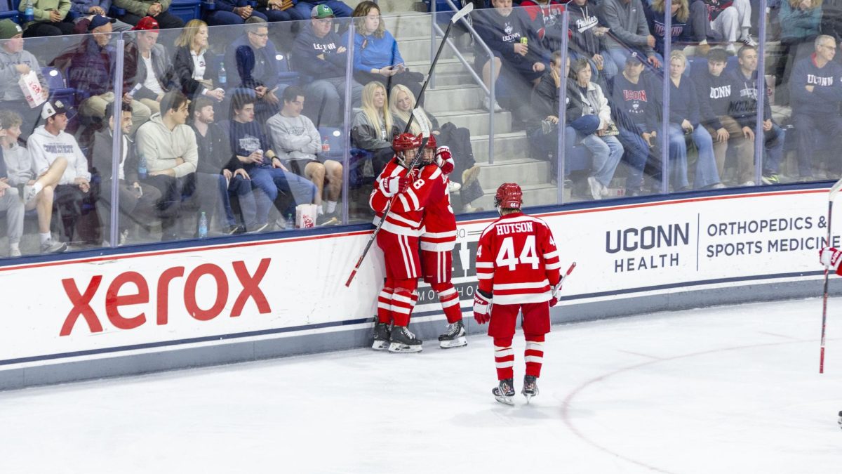 BU men's hockey bounces back, takes down UConn 3-1 on the road