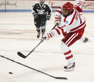 Junior forward Ahti Oksanen scored the only goal of the night Friday. PHOTO BY MAYA DEVEREAUX/DAILY FREE PRESS STAFF