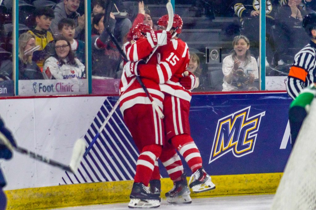 Again, Shane Lachance and Ryan Greene deliver heroics as BU men’s hockey wins Friendship Four with 4-3 victory over Notre Dame